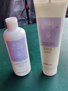 Radiant Renew Moisturizer Lotion - Lavender
